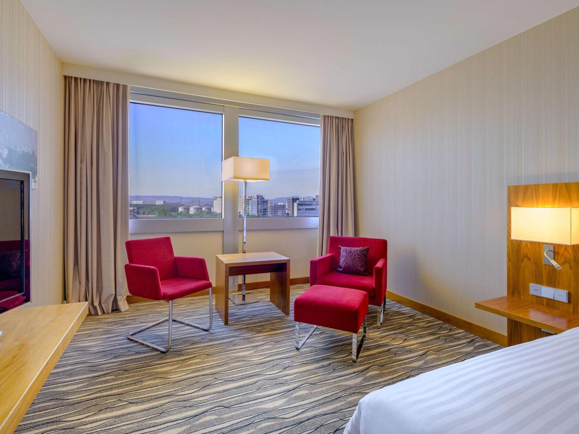 Moevenpick Hotel Geneva Meyrin Eksteriør bilde